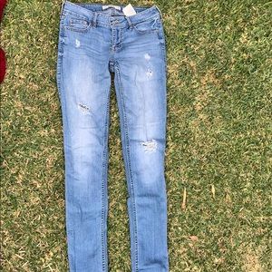 Distressed Jeans, Light wash